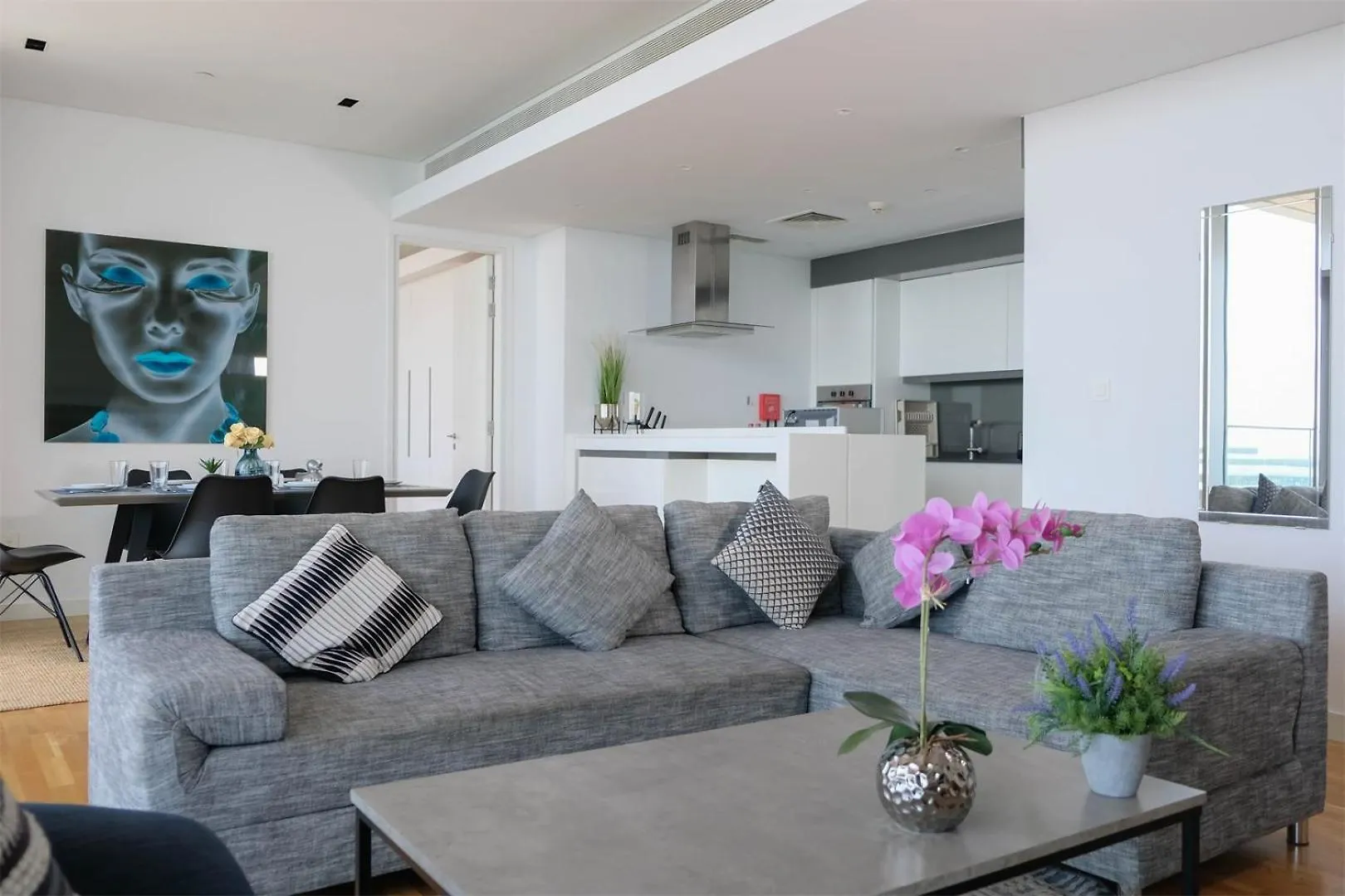 Apartment Mira Holiday Homes - Luxury 1 Bedroom With Sea View Dubai United Arab Emirates