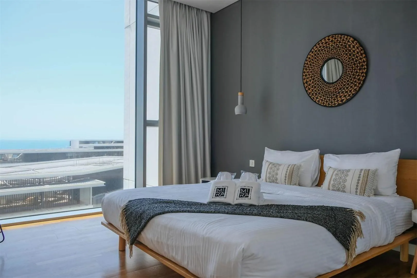 Apartment Mira Holiday Homes - Luxury 1 Bedroom With Sea View Dubai